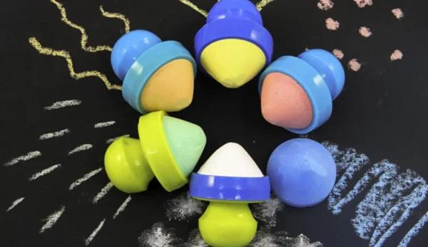 6 Chunky Chalks With Easy Grip Handles