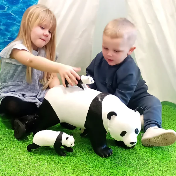 6pc Panda Family Toys