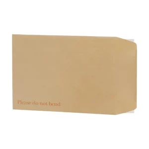 Q-Connect C4 Envelopes Board Back Peel and Seal 115gsm Manilla (Pack of 125)