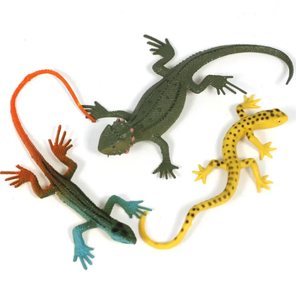 Realistic Small World Butterfly, Lizard, & Minibeast Toys - 20pcs