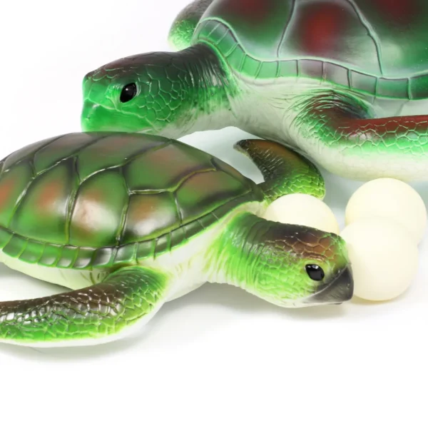 Small World Large Turtle Family Set Plus 3 Eggs